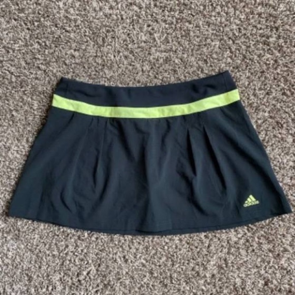 Adidas Black tennis skirt